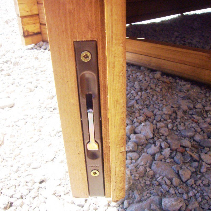 Abri en bois massif 19,8m² PLUS 28mm traité teinté marron Gardy Shelter