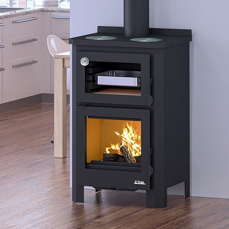 Poêle à bois avec four et plaque de cuisson Pramoda – 14 Kw